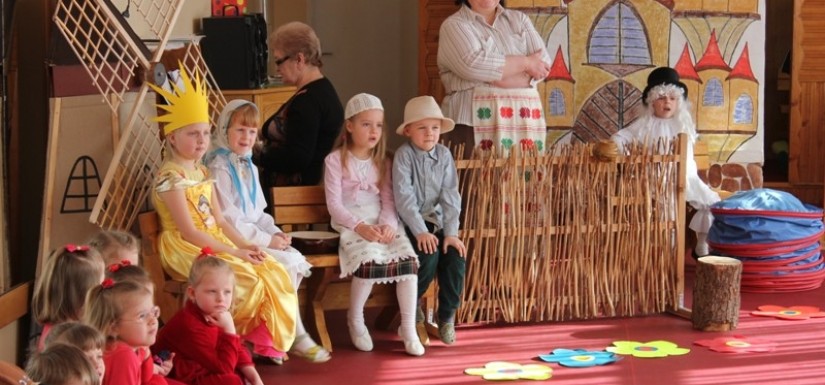 Naminukų gr. vaikų teatrinis žaidimas 