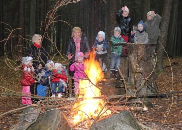 Žuvyčių gr. išvyka į mišką