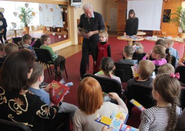 Diena su vaikų rašytoju Jaronimu Lauciumi