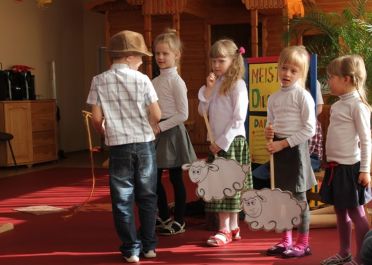 Linelių gr. vaikų teatrinis žaidimas