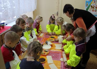 Kalėdinių sausainių kepyklėlės 