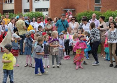 Džiaugsmo ir labdaros renginys KARTU SU ŠEIMA 